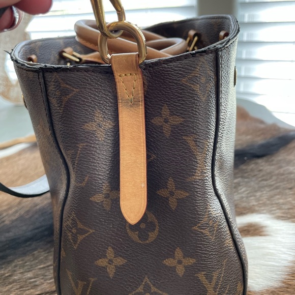 Louis Vuitton Montaigne 2016 - Picture 7 of 12